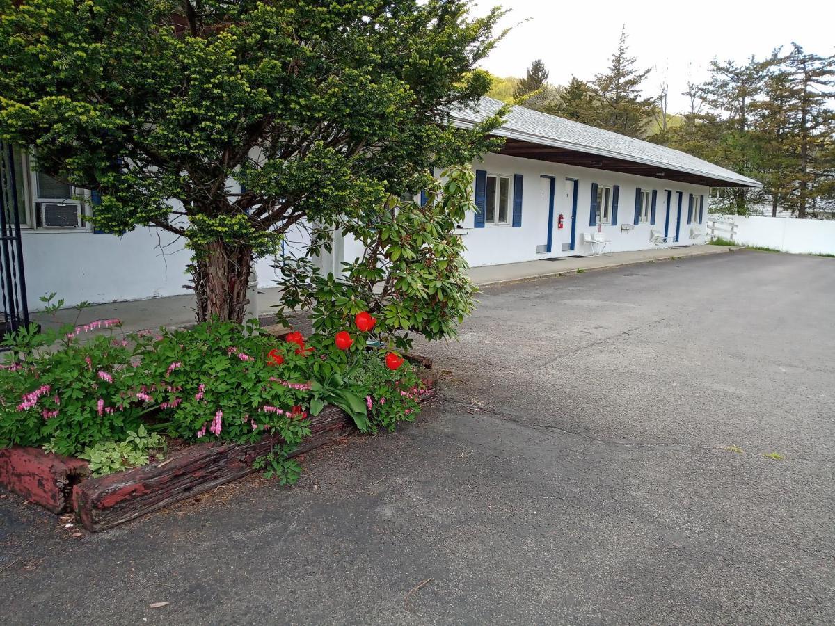 Elm Tree Motel Craryville Luaran gambar